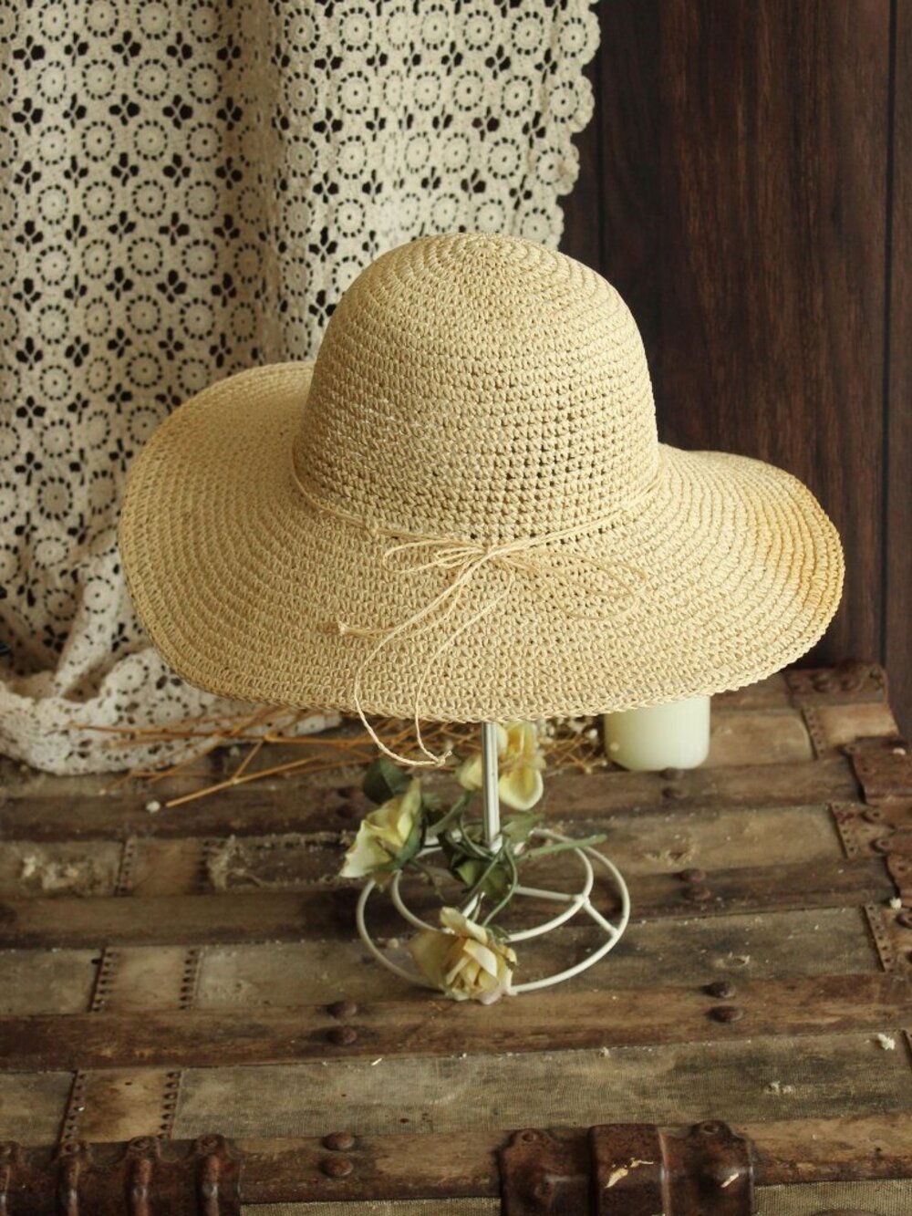 Vintage 2000s Hat, Y2K Paper Straw Wide Brimmed Sunhat, Millinery - Picture 5 of 12